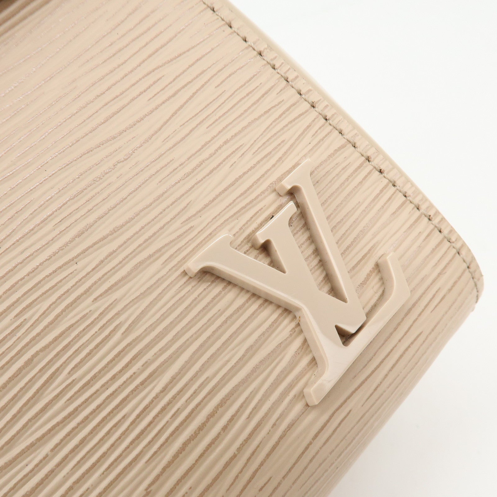 Louis Vuitton Cluny BB Epi Leather 2Way Bag Hand Bag Dune M41317