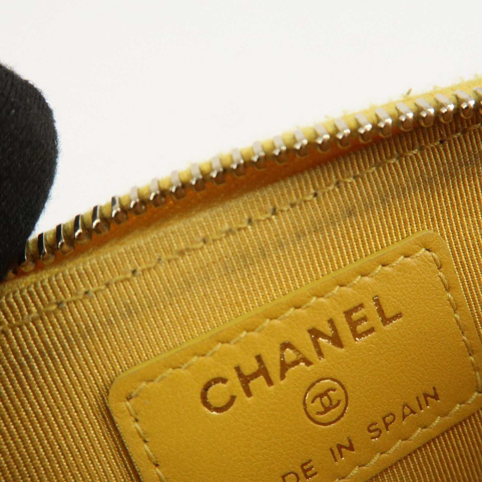 CHANEL Matelasse Caviar Skin Round Zippy Coin Case Yellow A84511 Used