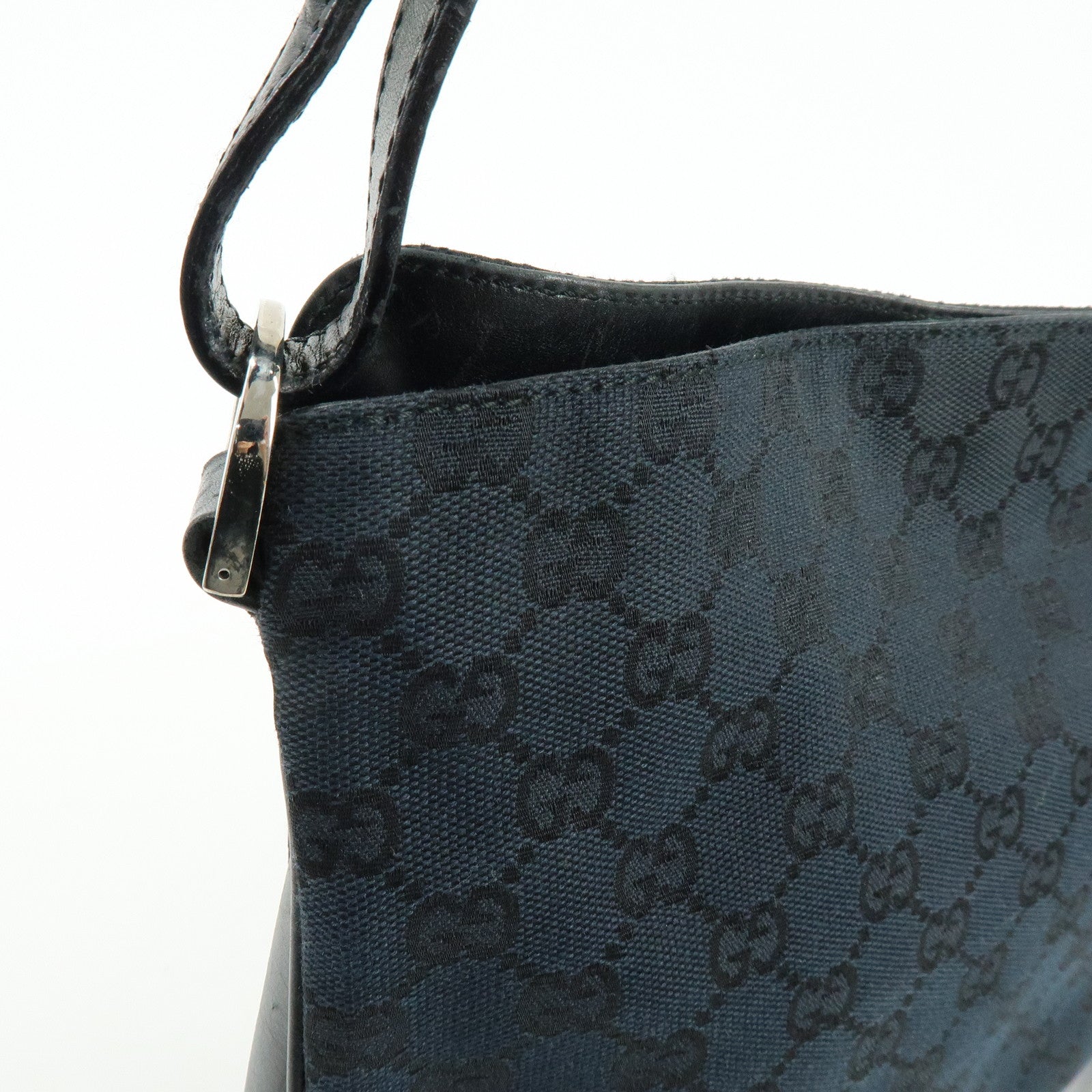GUCCI GG Canvas Leather Shoulder Bag Black 001・4095・001553