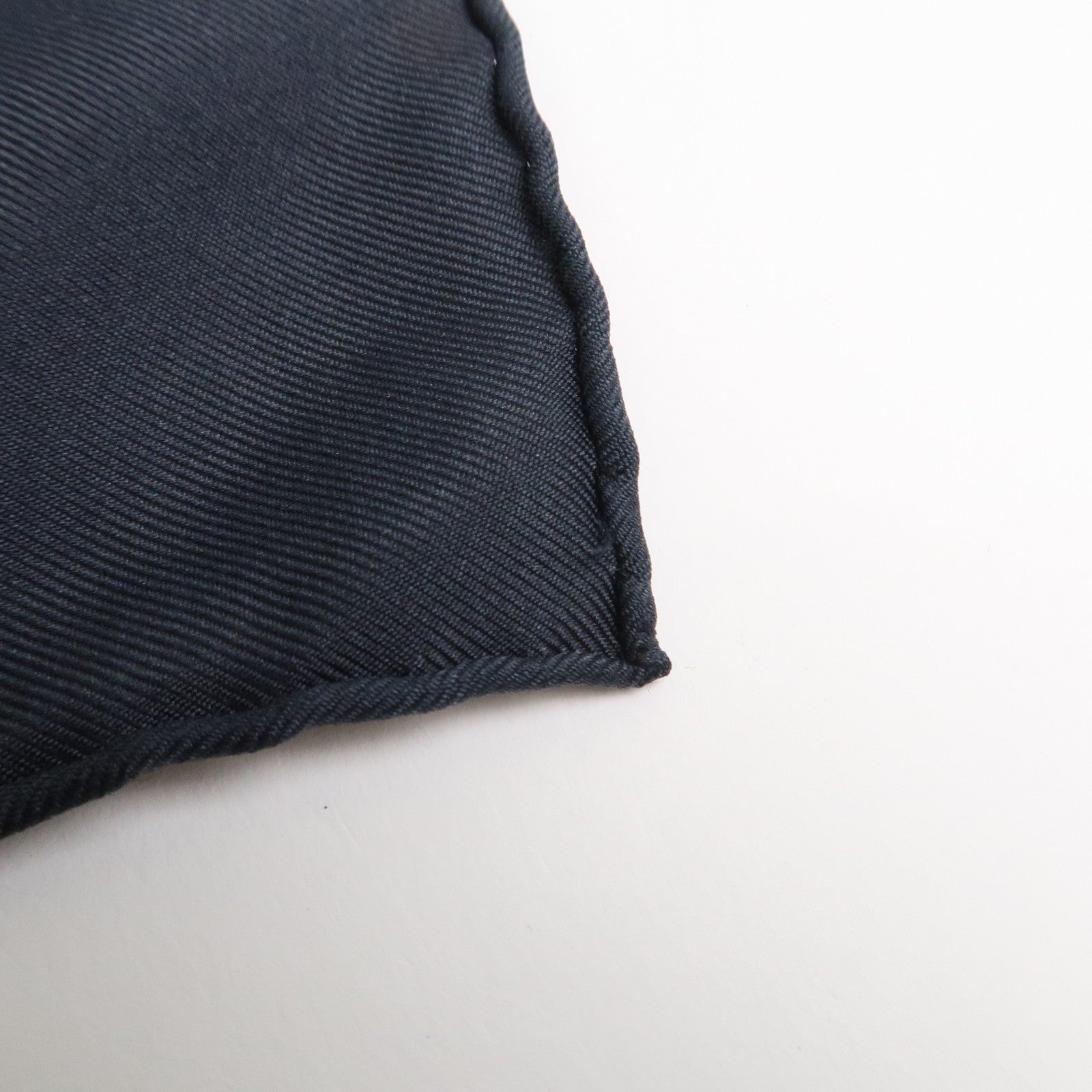 Hermes Carre 90 Silk 100% Scarf LES RUBANS DU CHEVAL Black