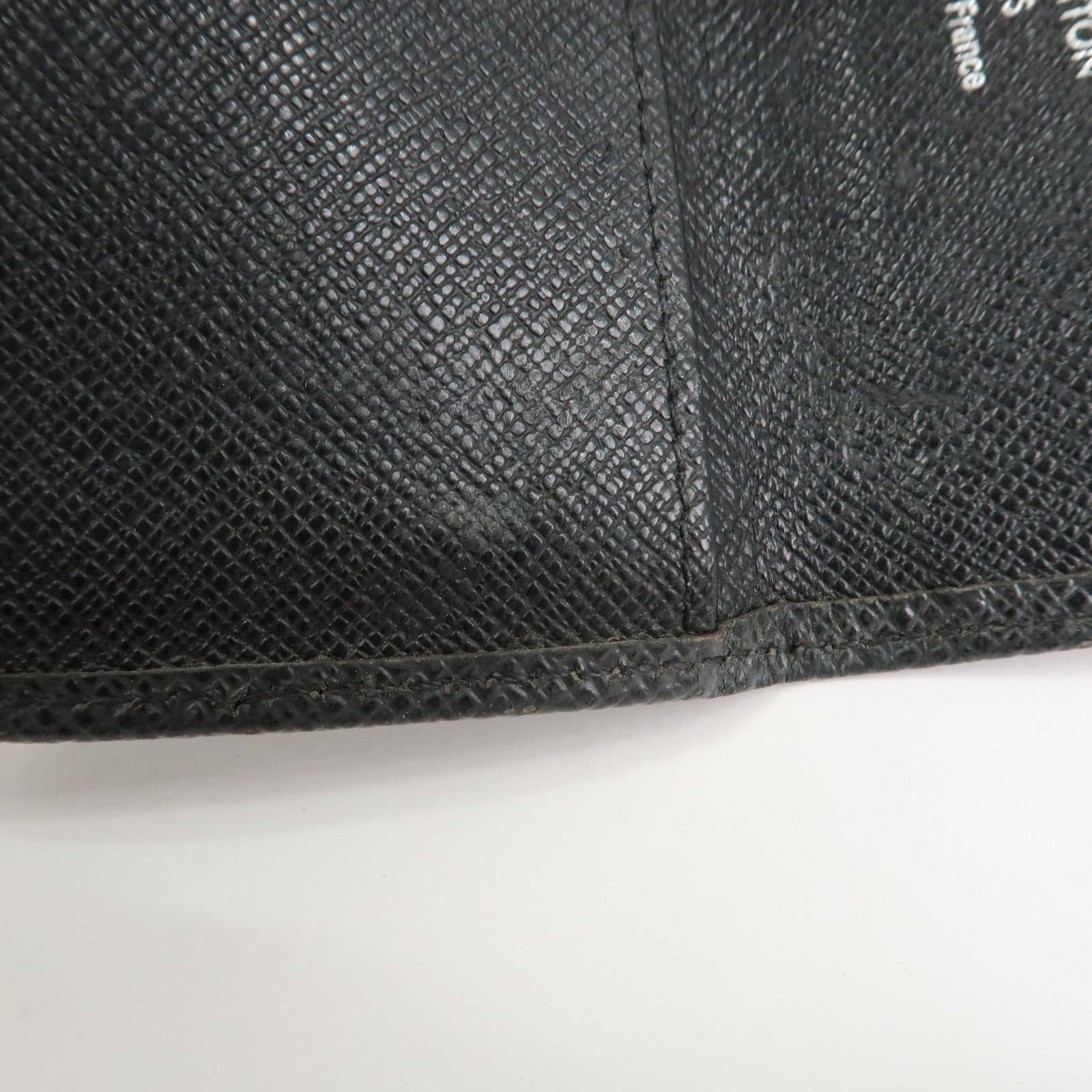 Louis Vuitton Taiga Multicles 6 Key Case Ardoise Black M30532