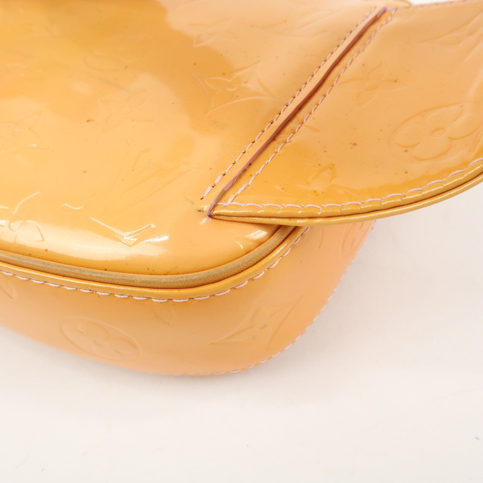 Louis Vuitton Monogram Vernis Leather Fulton Body Bag Gris M91041