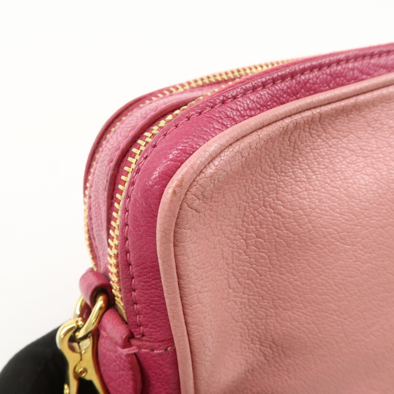 MIU MIU Leather Shoulder Bag Crossbody Bag Pink Used