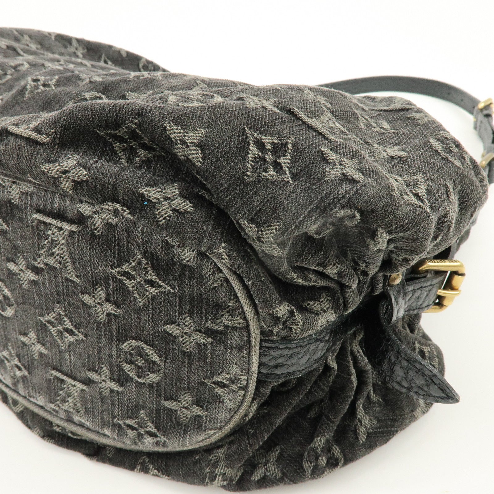 Louis Vuitton Monogram Denim Slightly Shoulder Bag Noir M95835