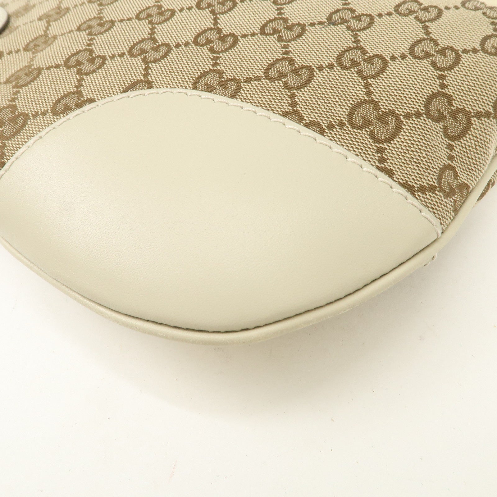 GUCCI Lovely Heart GG Canvas Leather Shoulder Bag Ivory 257072