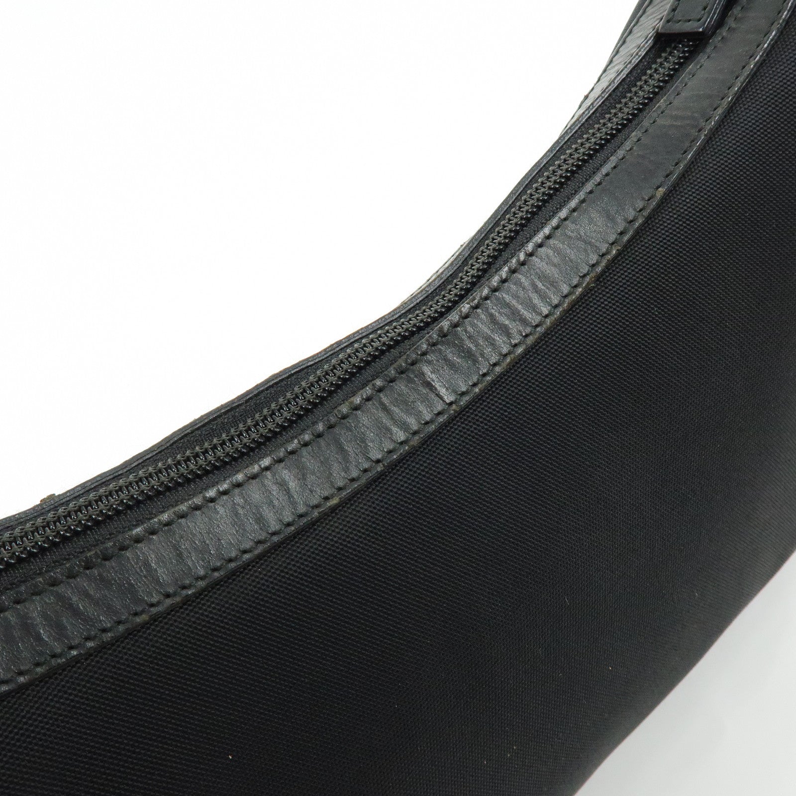 GUCCI Canvas Leather Shoulder Bag Crossbody Bag Black 019・0433