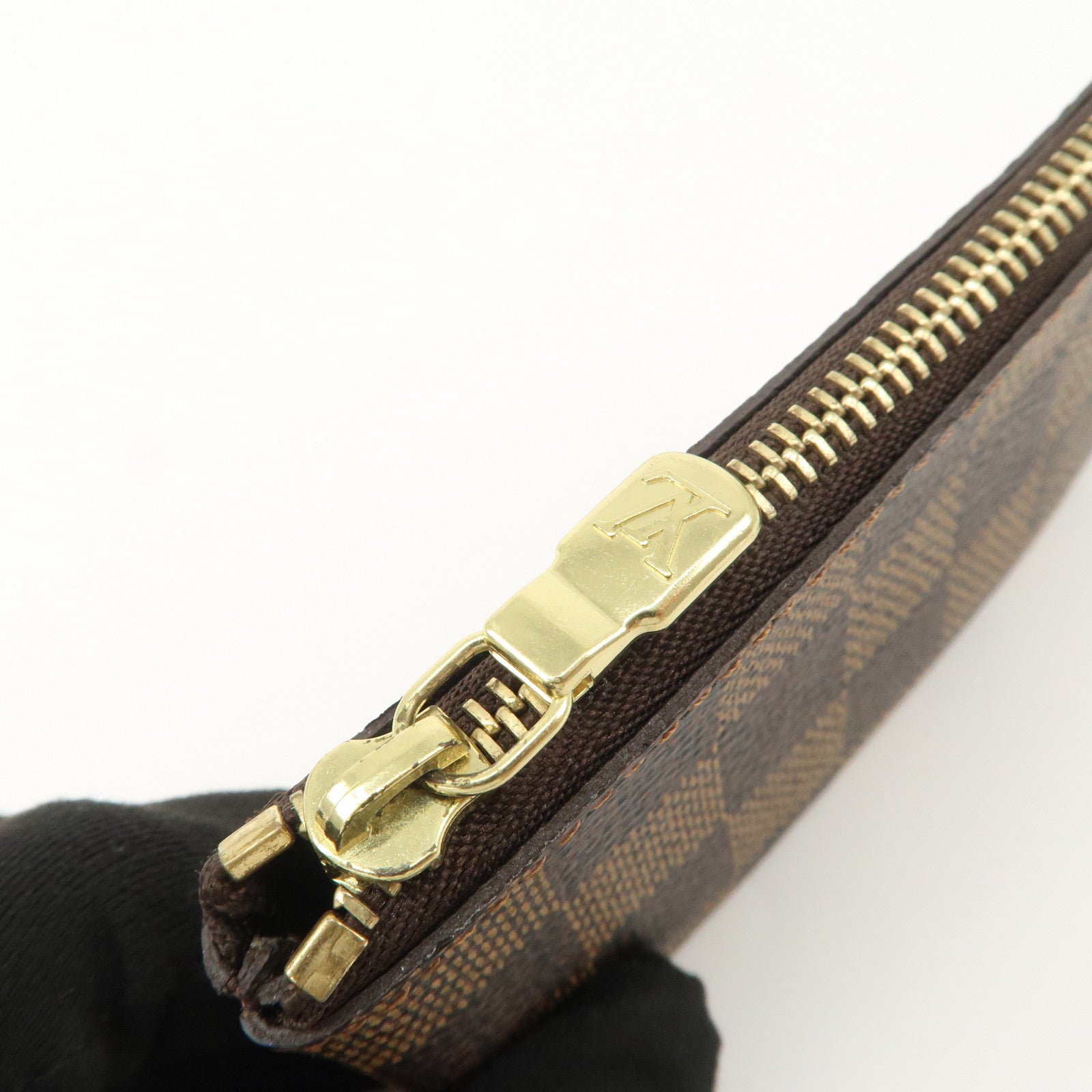 Louis Vuitton Damier Pochette Cles Coin Case Damier Ebene N62658