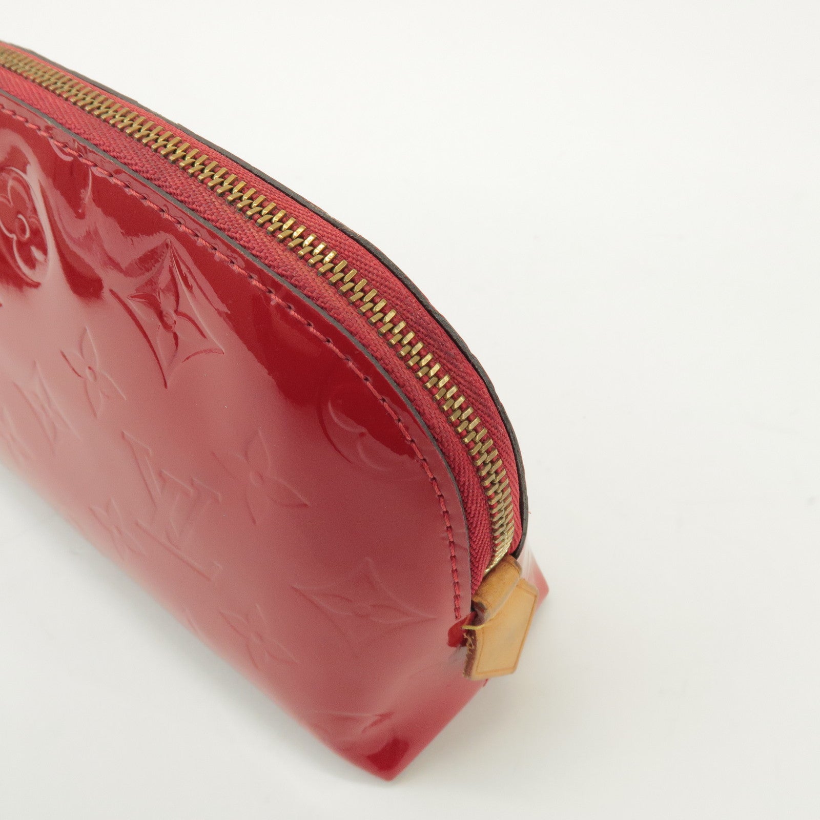 Louis Vuitton Monogram Vernis Leather Cosmetic Pouch Rose M90009