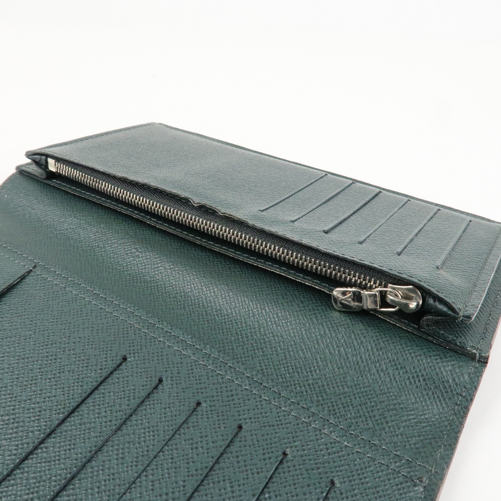 Louis Vuitton Epi Leather Long Wallet Dark Green Used