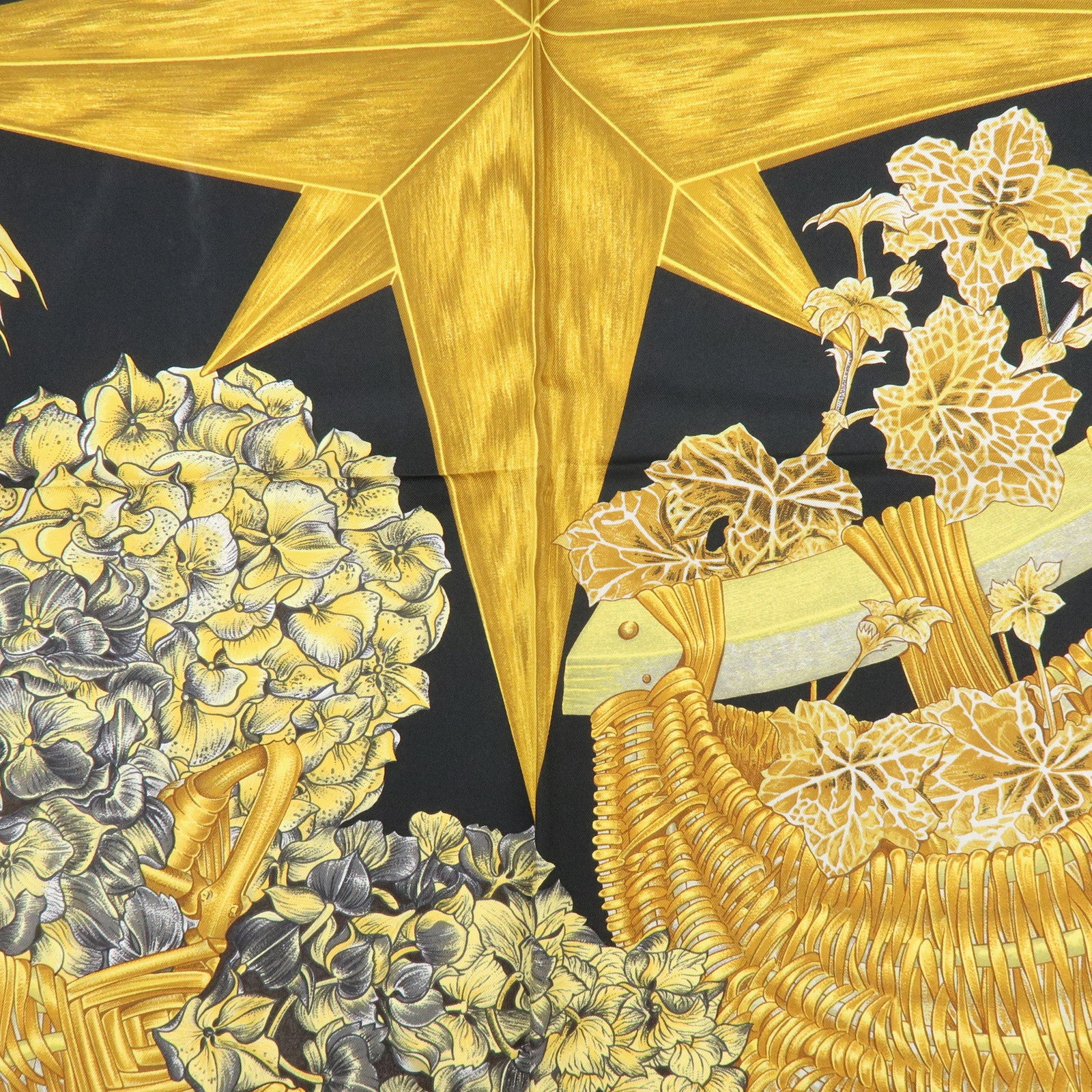 HERMES Carre 90 Silk 100% Scarf PASSIFLORES Black Gold