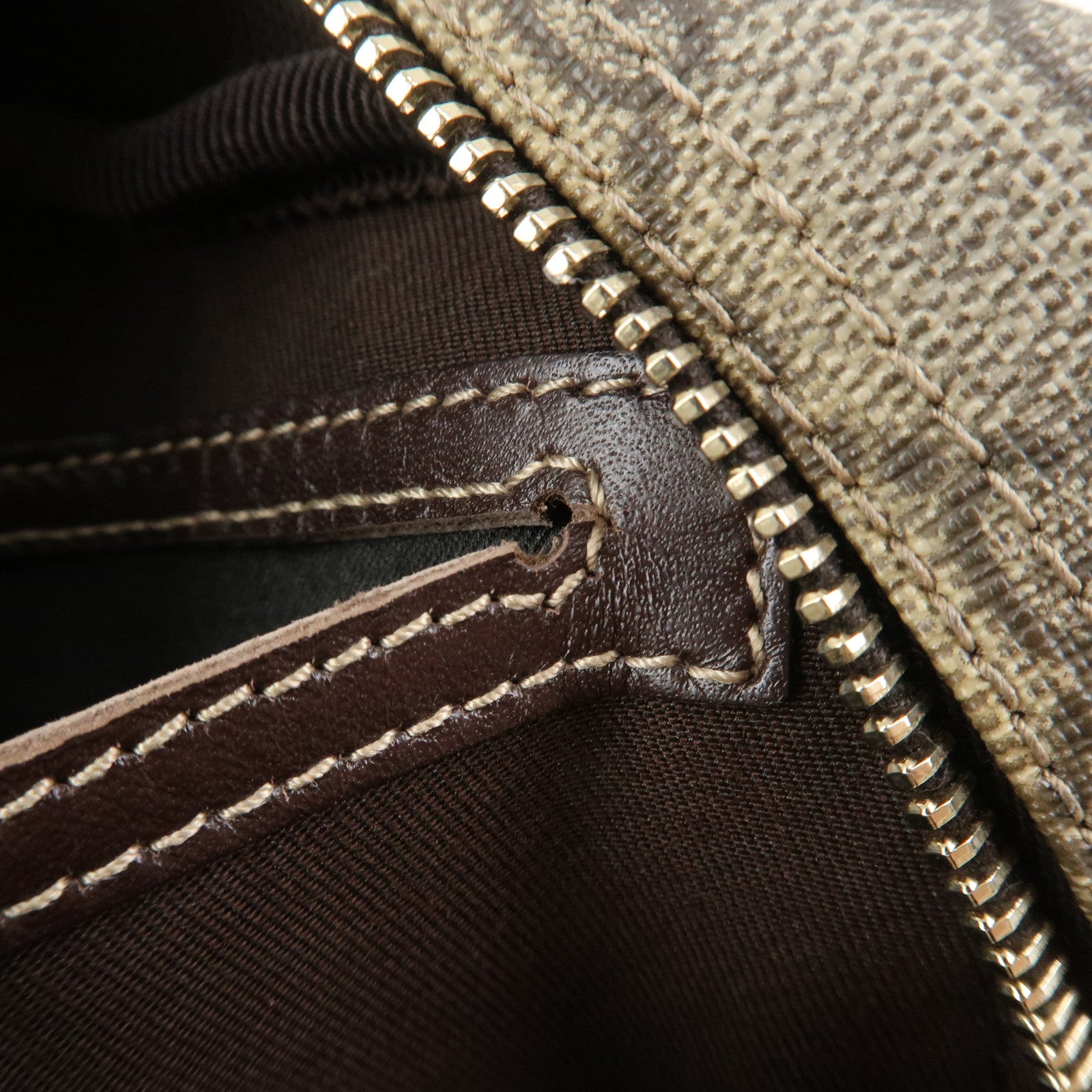 GUCCI GG Supreme Leather Shoulder Bag Crossbody Bag Beige 233268