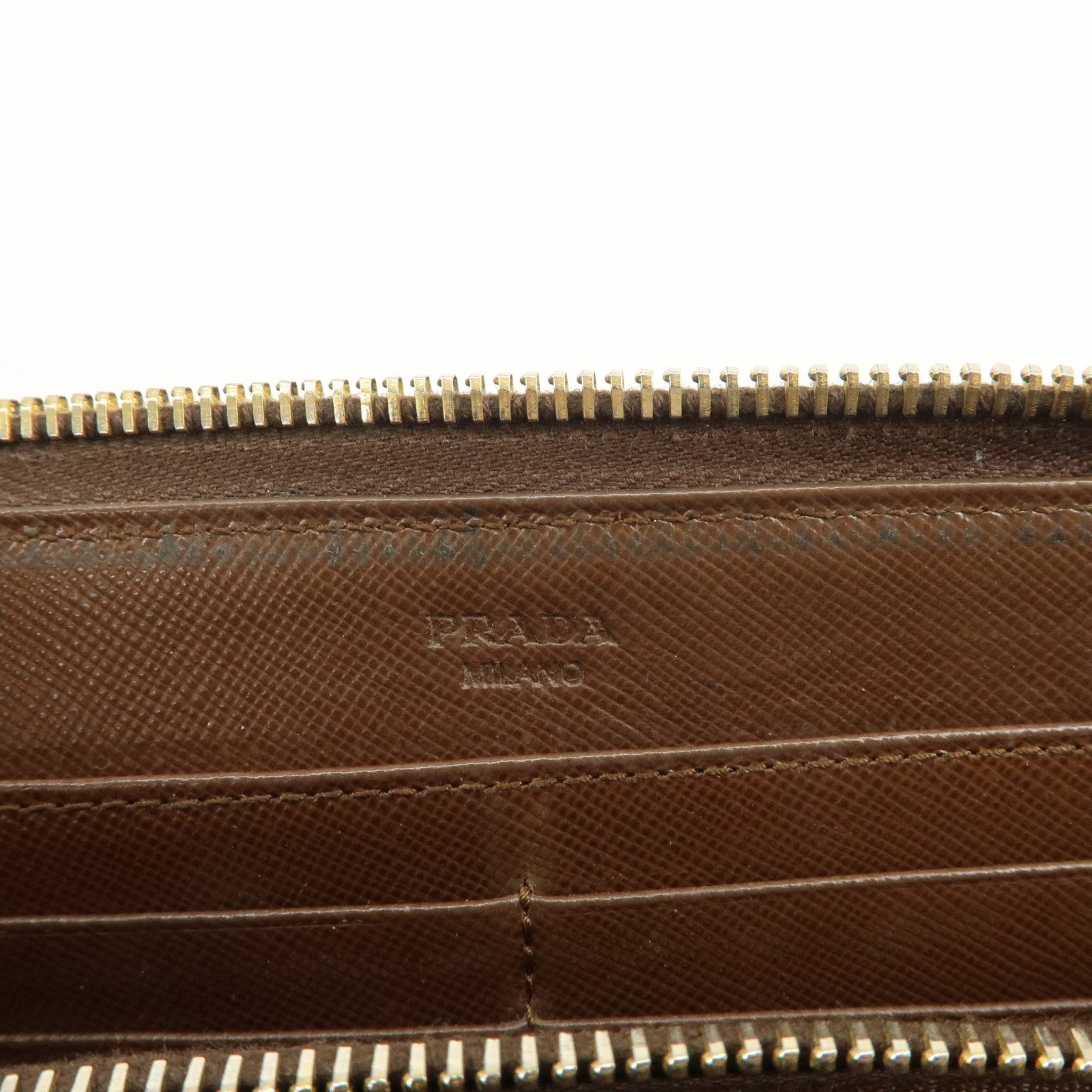 PRADA Triangle Logo Saffiano Leather Round Zippy Wallet 1M0506