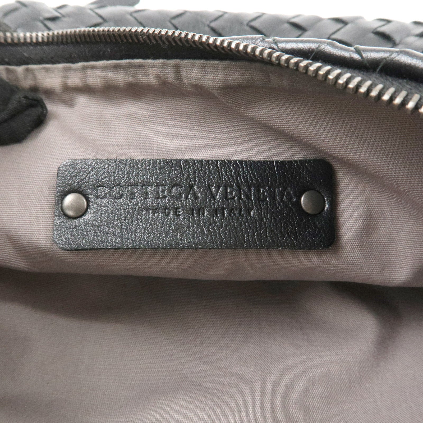 BOTTEGA VENETA Intrecciato Leather Shoulder Bag Black Used