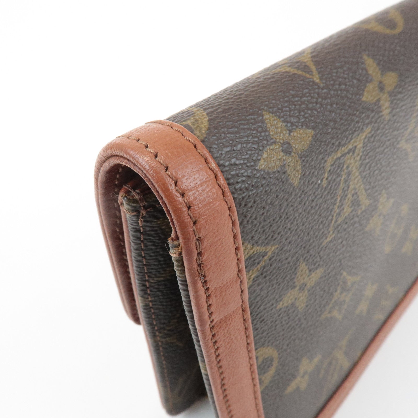 Louis Vuitton Monogram Leather Pochette Damme PM Clutch Bag M51812