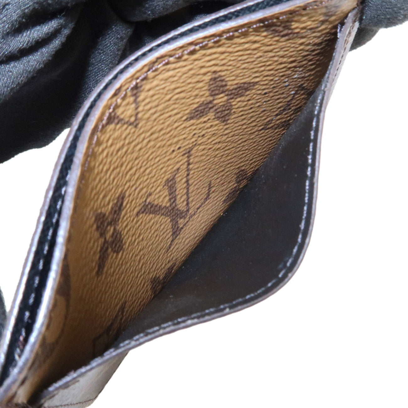 Louis Vuitton Monogram Reverse Porte Cartes Simple Card Case M69161