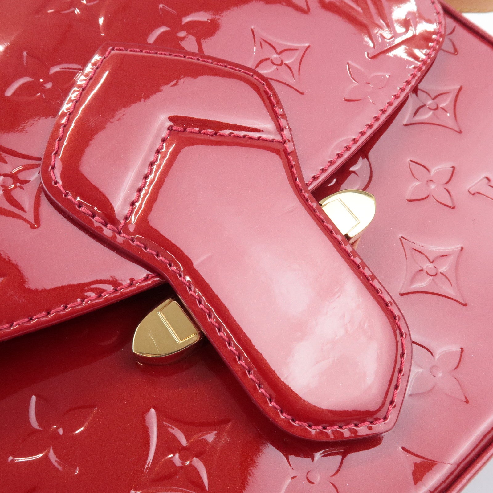 Louis Vuitton Vernis Leather Bellflower GM Pomme d'Amour M91708