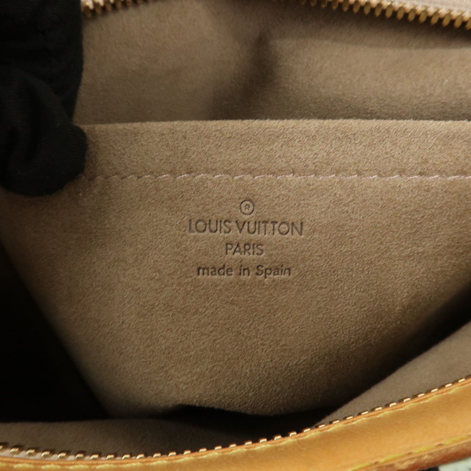 Louis Vuitton Monogram Lodge GM Shoulder Bag Multicolor Noir M40052