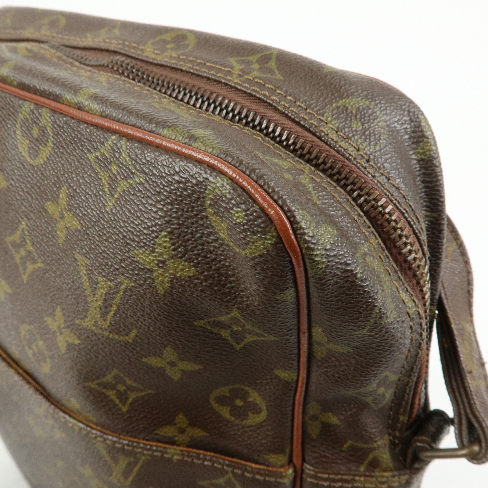 Louis Vuitton Monogram Canvas Leather Shoulder Bag Crossbody Bag