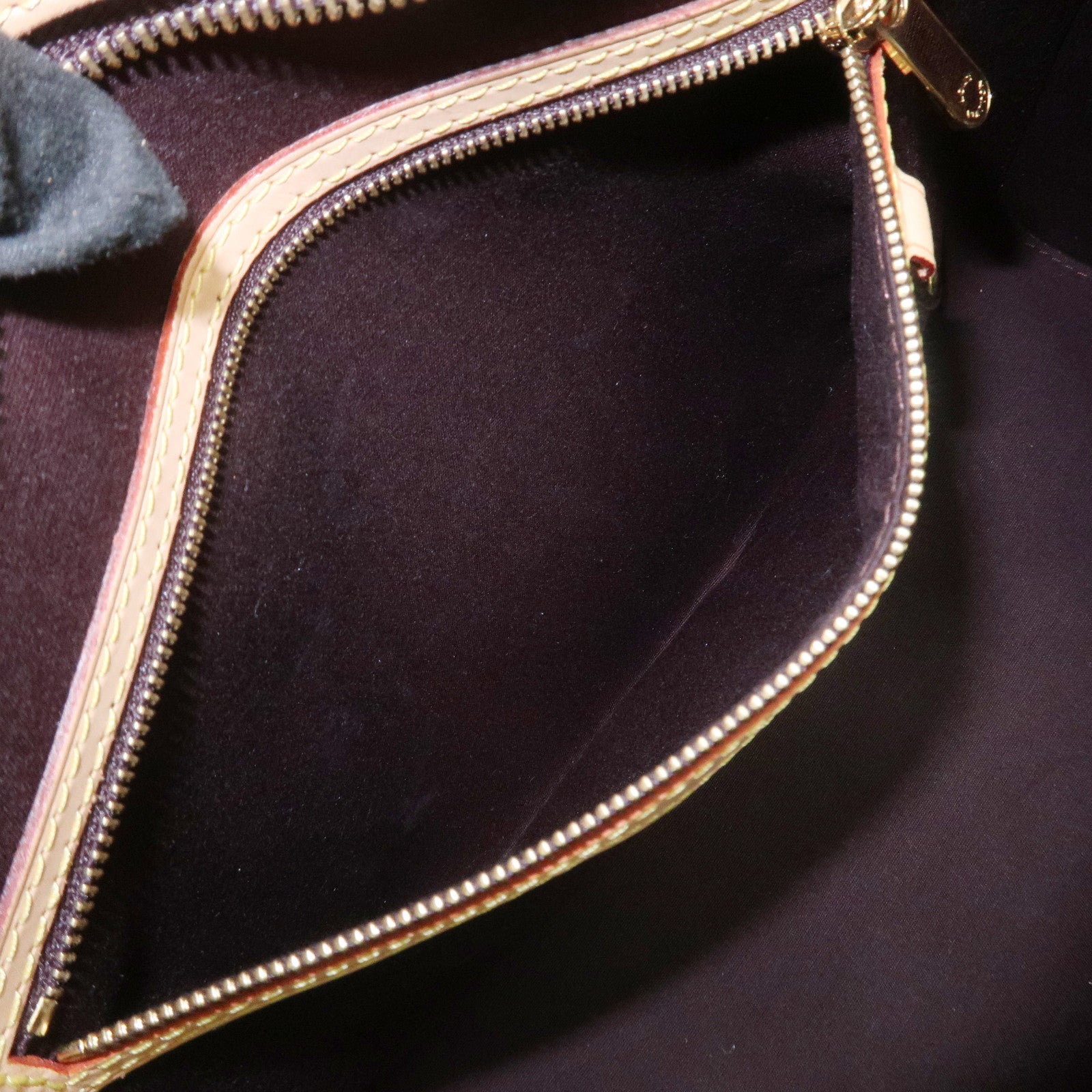 Louis Vuitton Monogram Vernis Brea MM 2Way Shoulder Bag M91619