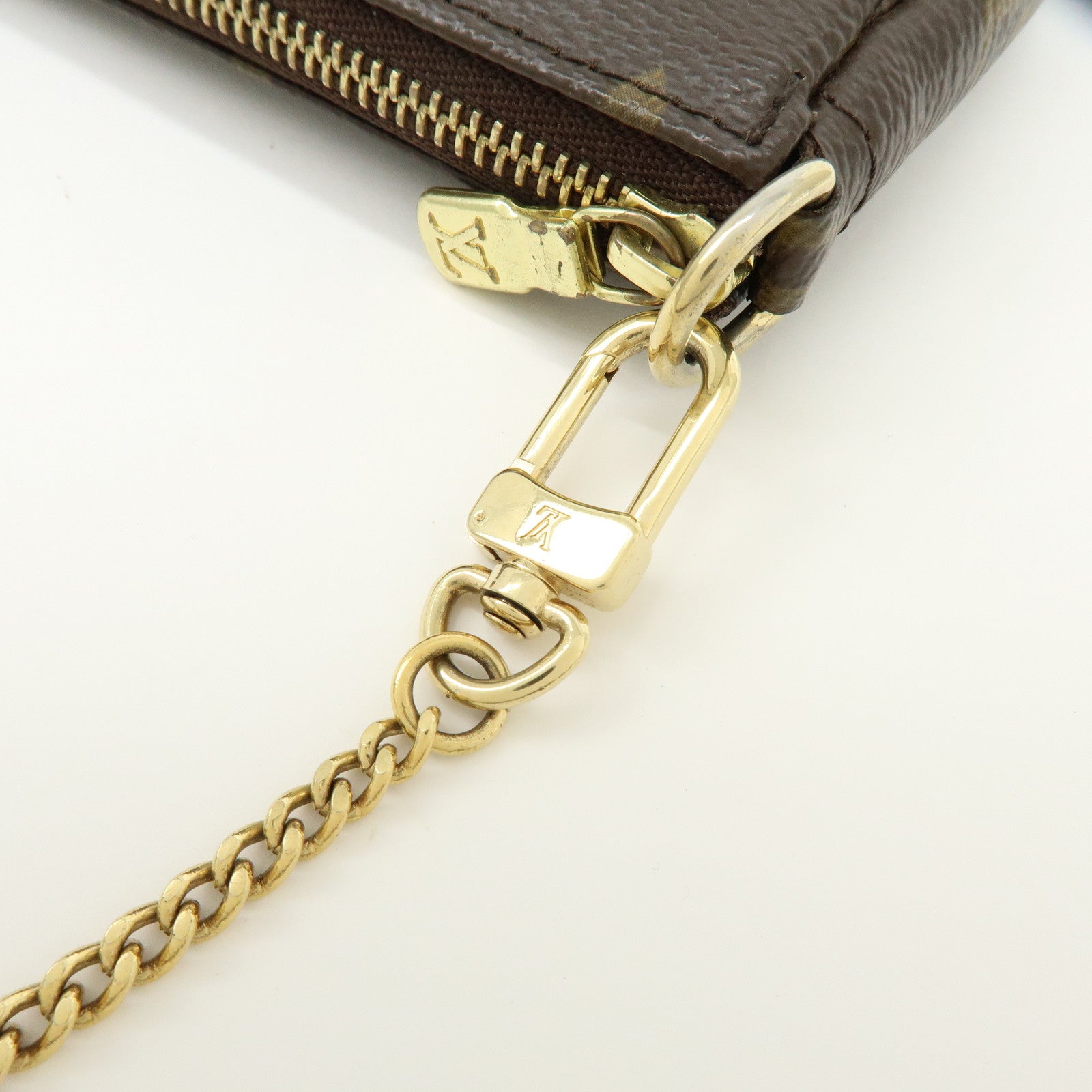 Louis Vuitton Monogram Mini Pochette Accessoires Hand Bag M58009