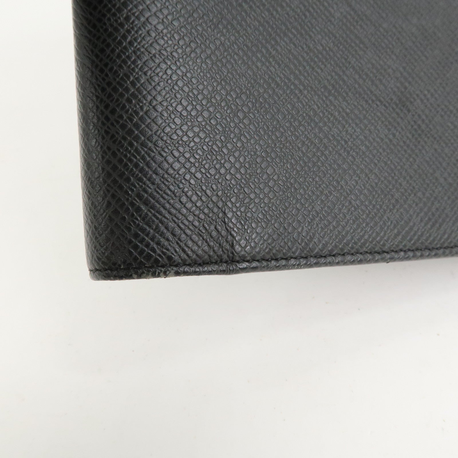 Louis Vuitton Taiga Agenda Bureau Planner Cover Ardoise R20409