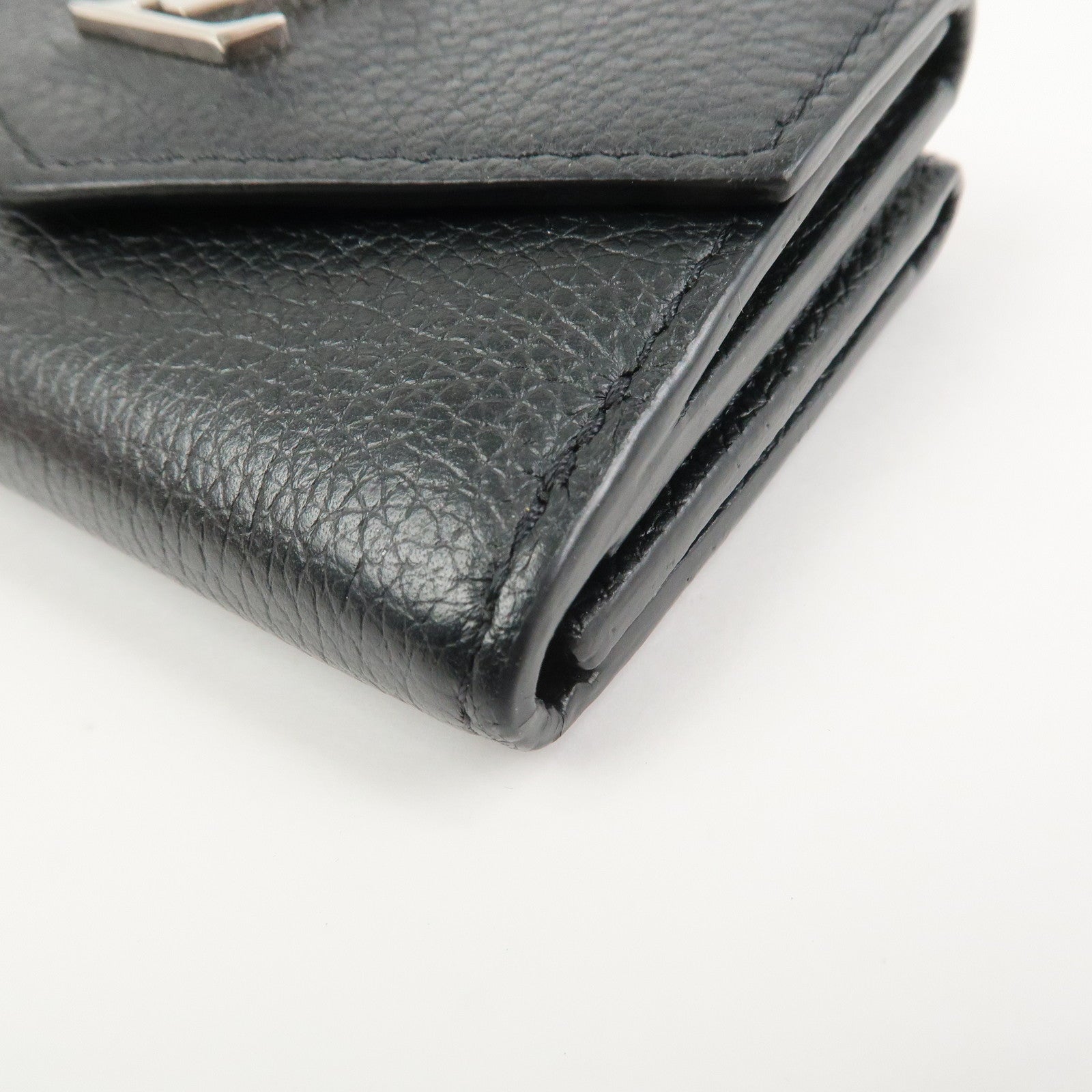 Louis Vuitton Portefeuille Lock Mini Compact Wallet Noir M63921