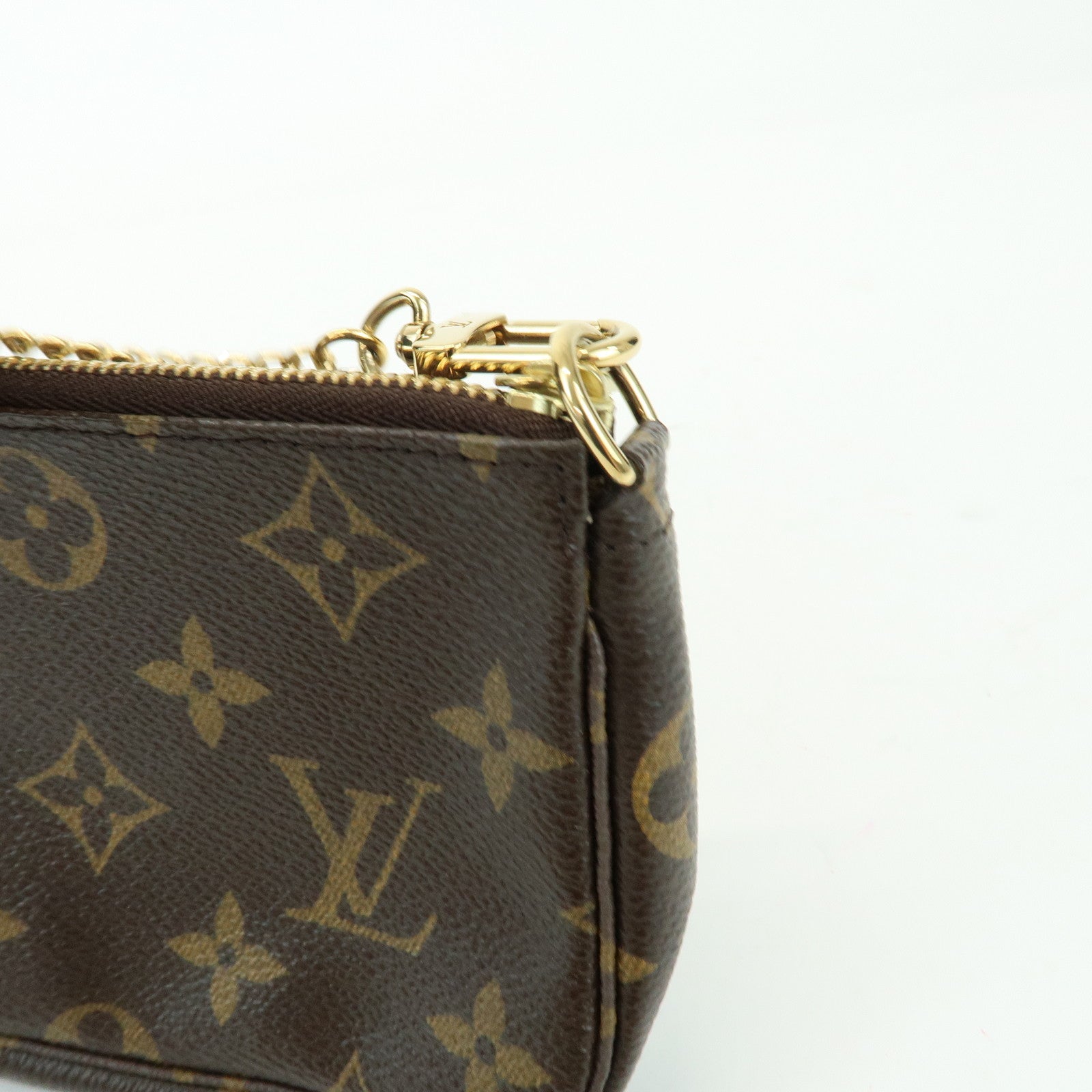 Louis Vuitton Monogram T&B Mini Pochette Accessoires Pouch M60153