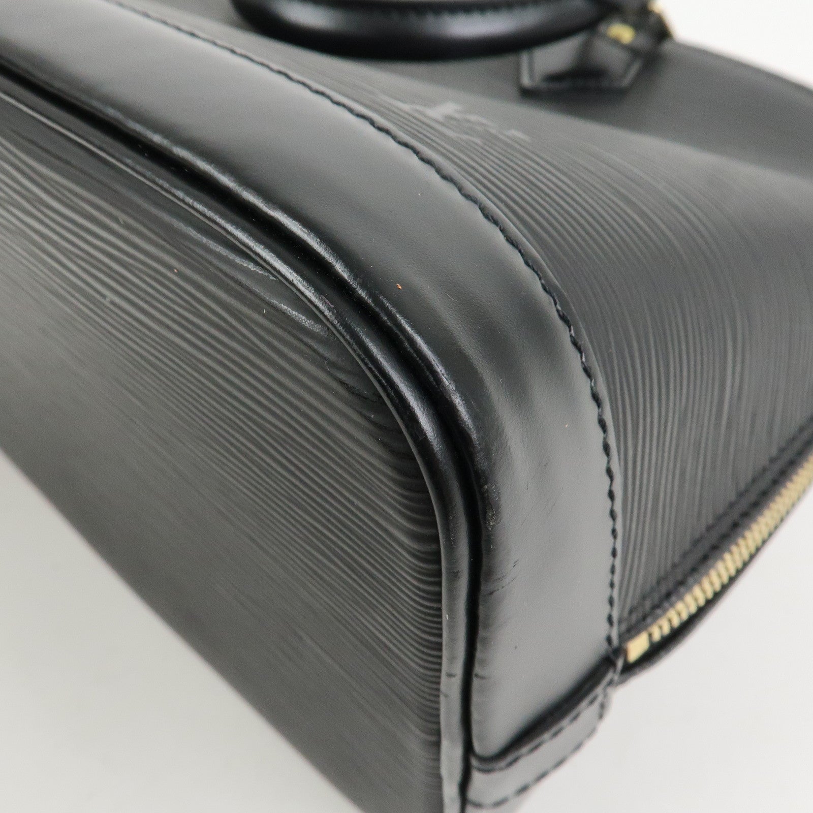 Louis Vuitton Epi Leather Alma PM Hand Bag Noir Black M52802