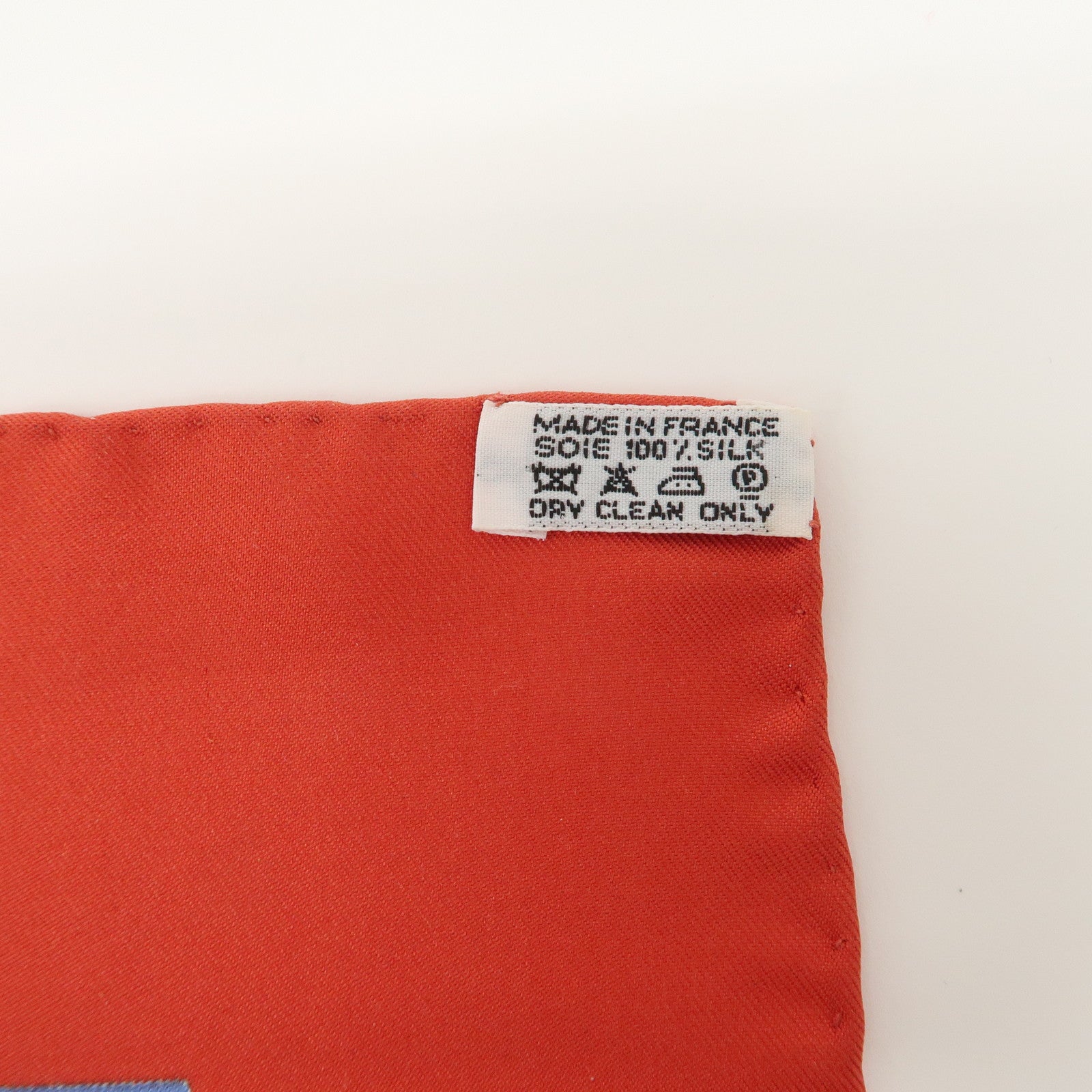 HERMES Carre 90 Silk 100% Scarf Confidents des Coeurs Red Blue