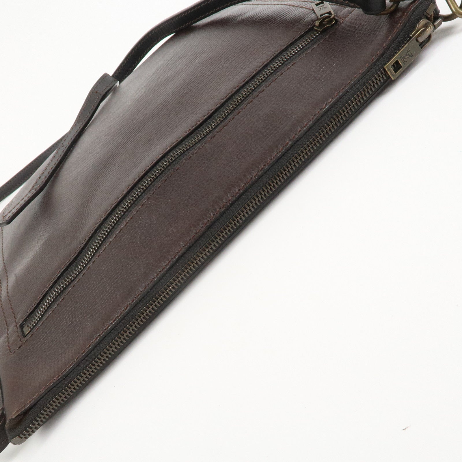 Louis Vuitton Utah Sac Plat Shoulder Bag Crossbody Bag Cafe M92073