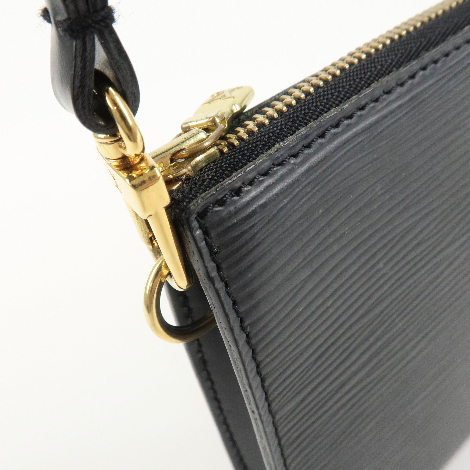 Louis Vuitton Epi Pochette Accessoires Hand Bag Noir M52942 Used