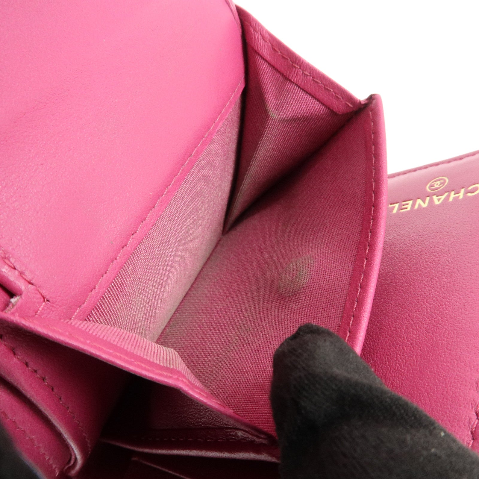 CHANEL Camellia No.5 Lamb Skin Leather Compact Wallet Pink A70615