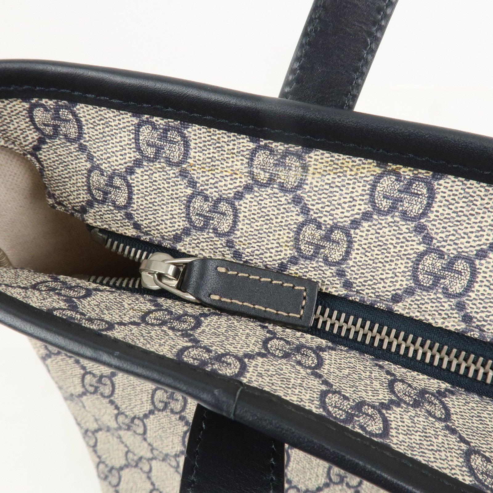 GUCCI GG Supreme PVC Leather Tote Bag Hand Bag Beige Black 211138