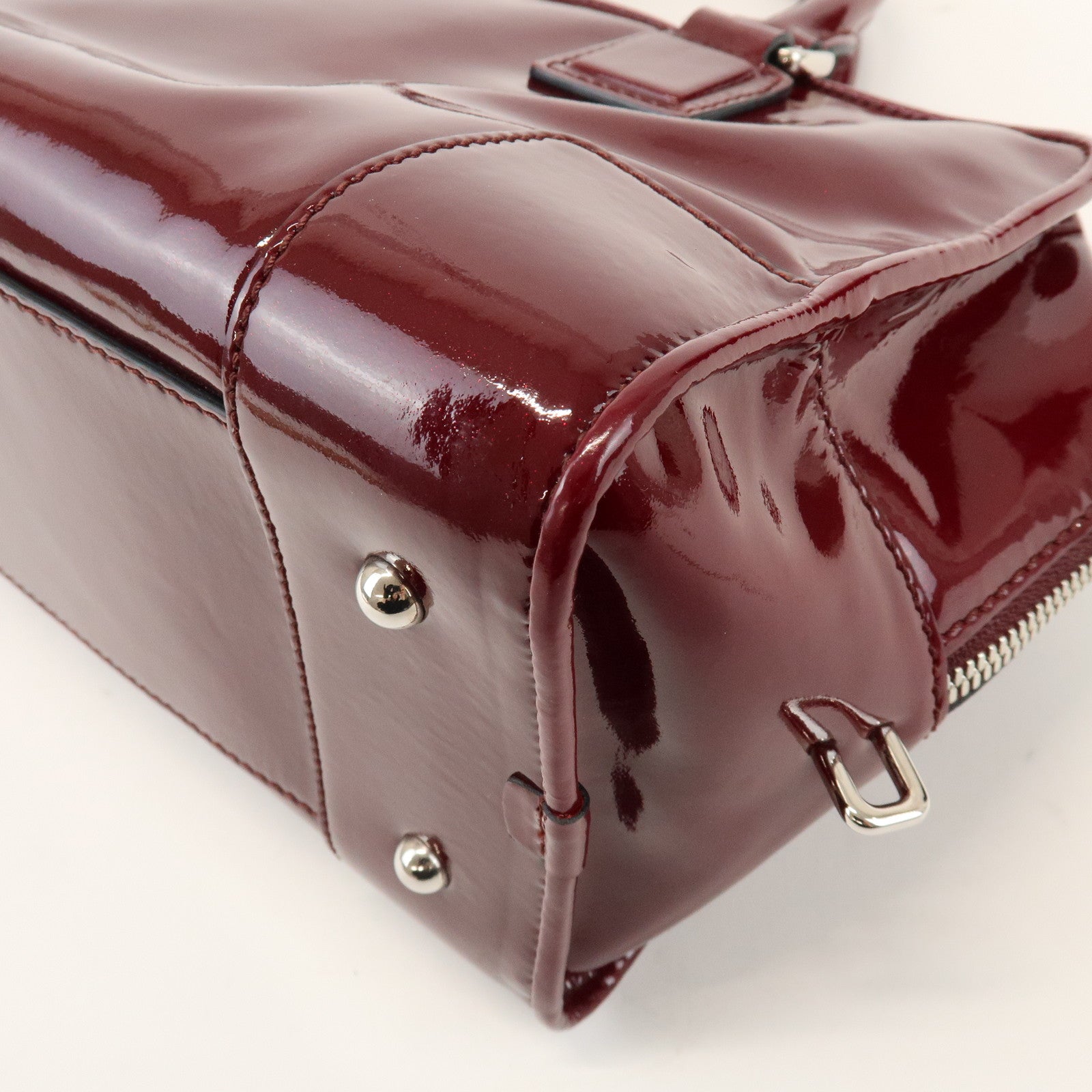 LOEWE Anagram Amazona 32 Patent Leather Hand Bag Burgundy