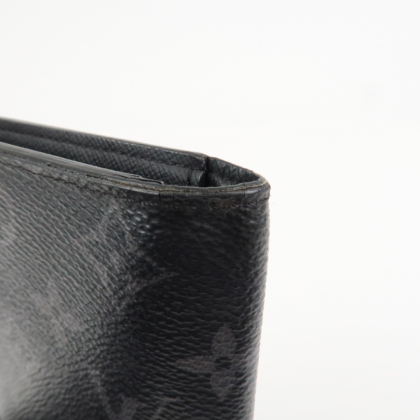 Louis Vuitton Monogram Eclips Portefeuille Brazza Wallet M61697