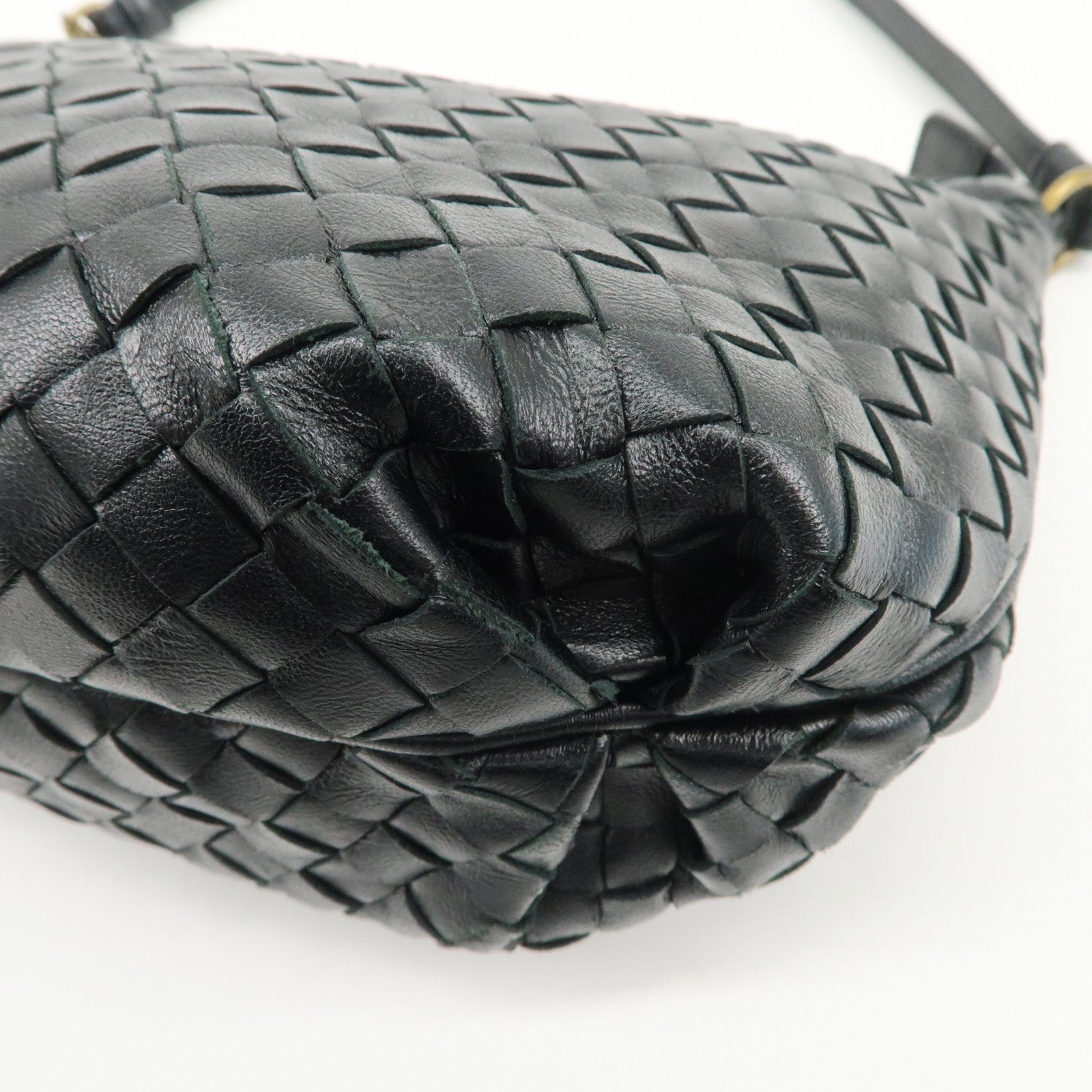 BOTTEGA VENETA Intrecciato Leather Shoulder Bag Black 217981 Used