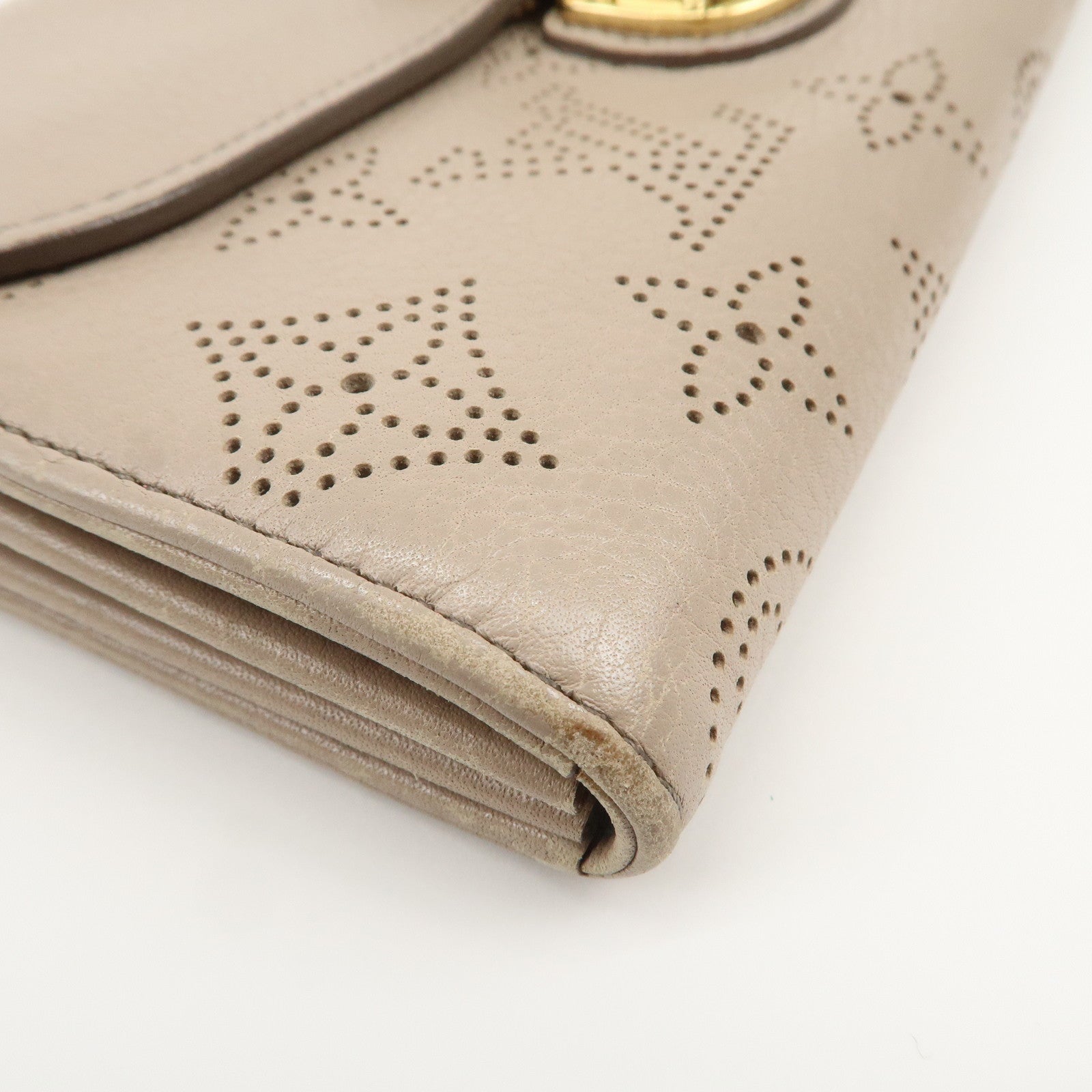 Louis Vuitton Monogram Mahina Portefeuille Iris Long Wallet M58094