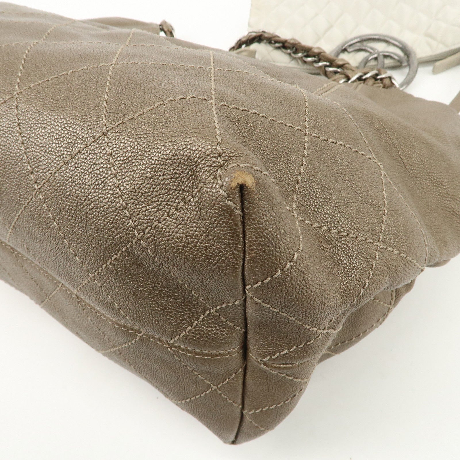 CHANEL COCO Cabas Matelasse Leather Chain Shoulder Bag Brown A33986 Used