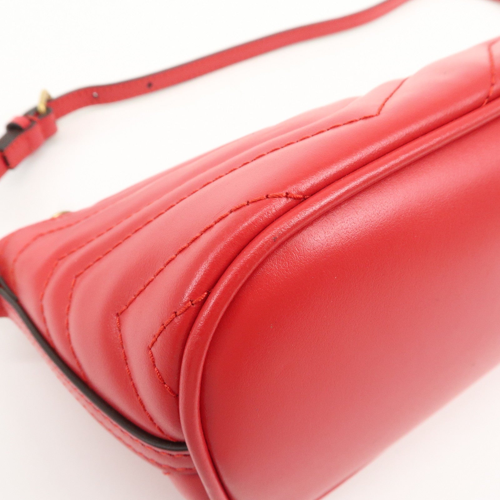 GUCCI GG Marmont Logo Leather Shoulder Bag Hand Bag Red 739166