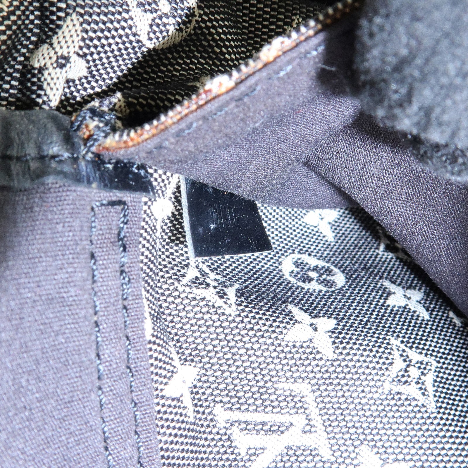 Louis Vuitton Monogram Mini Sac Mary Kate Hand Bag Noir M92508