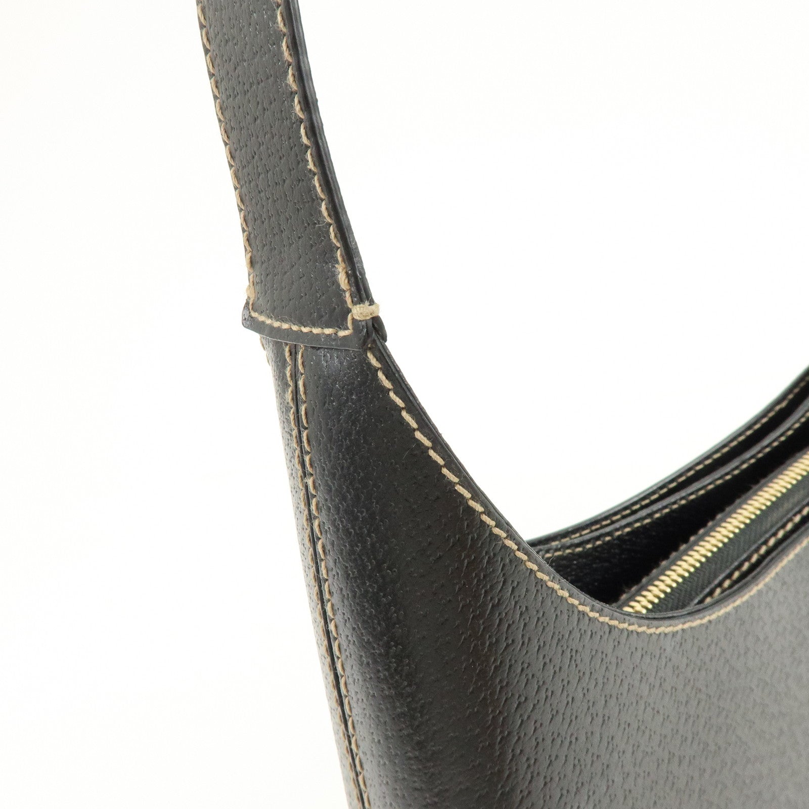 Ferragamo Gancini Leather Shoulder Bag Hand Bag Black