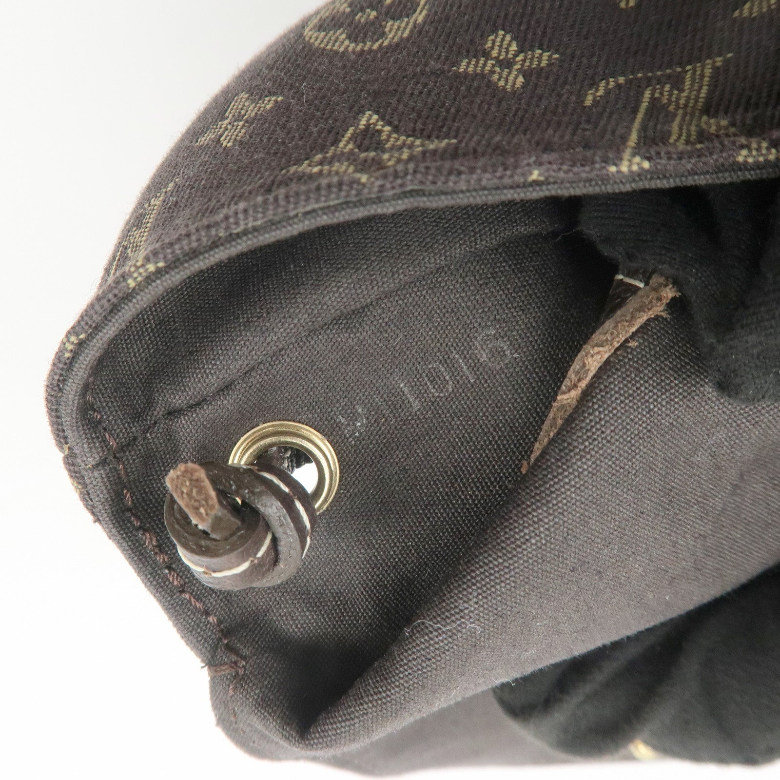 Louis Vuitton Monogram Mini Lin Pochette Cancun Ebene M95313