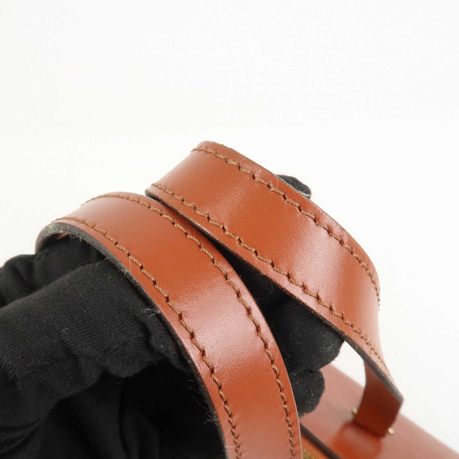 Louis Vuitton Epi Leather Soufflot Hand Bag Kenya Brown M52223