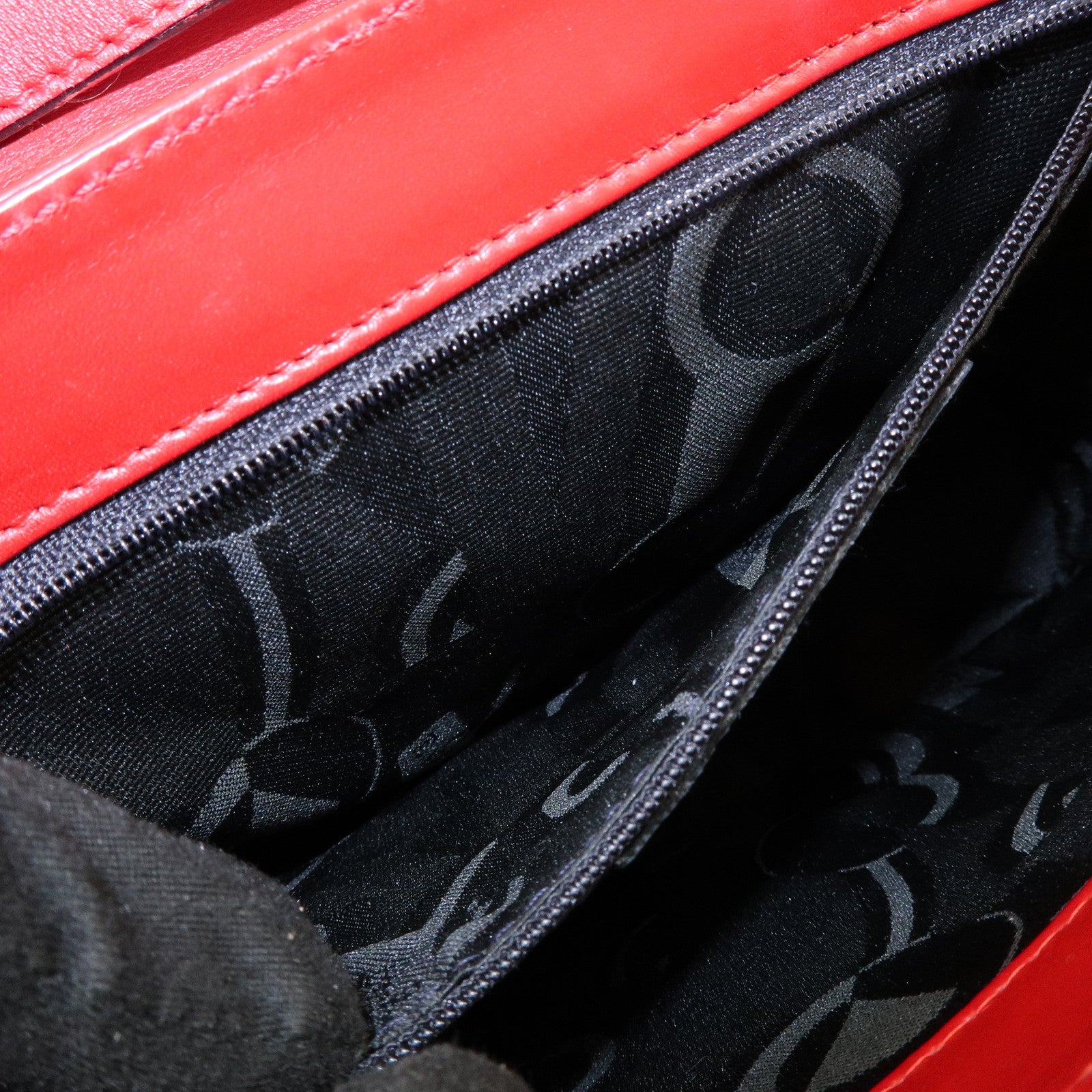 Ferragamo Leather Studs Shoulder Bag Red