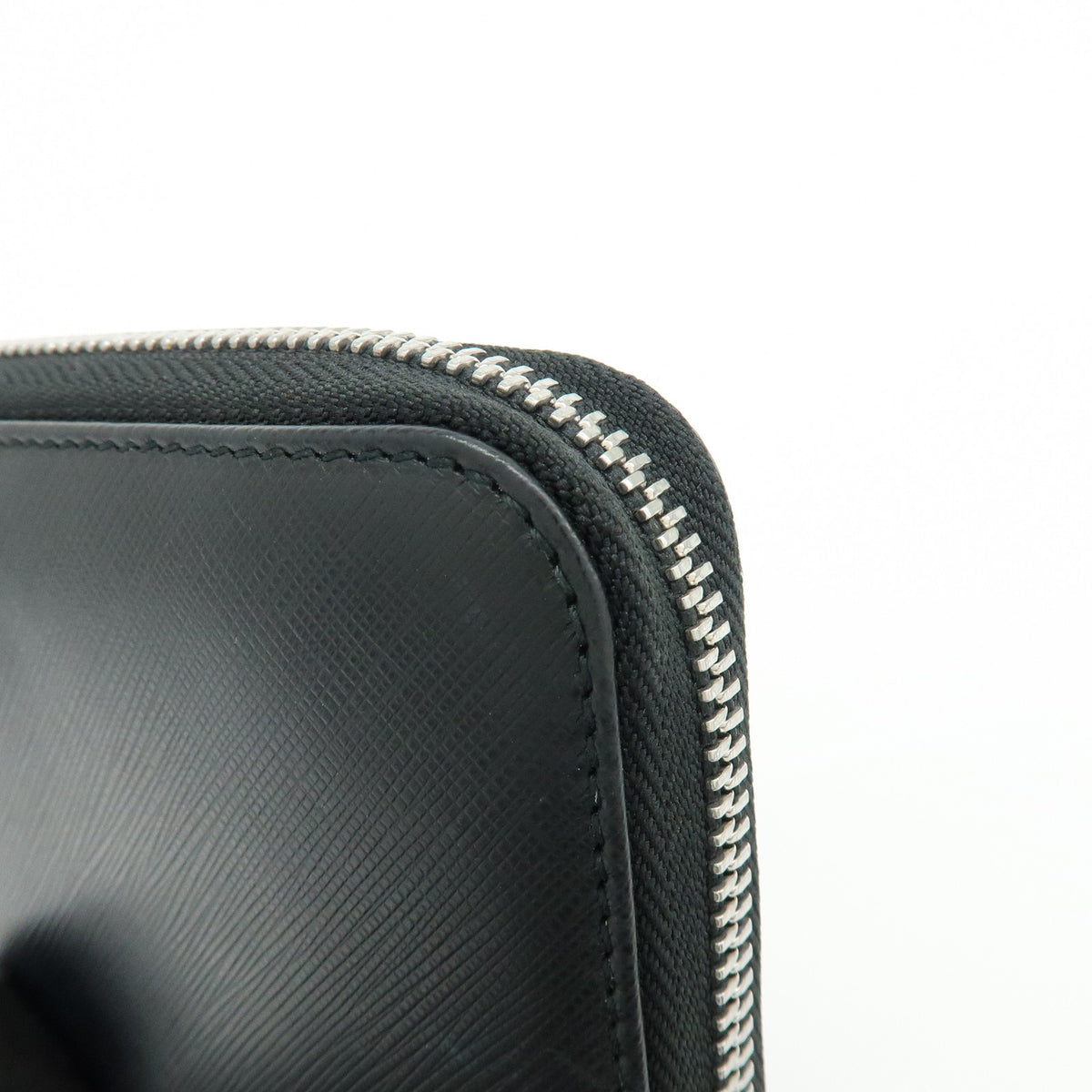Ferragamo Ganchini Leather Long Wallet Black