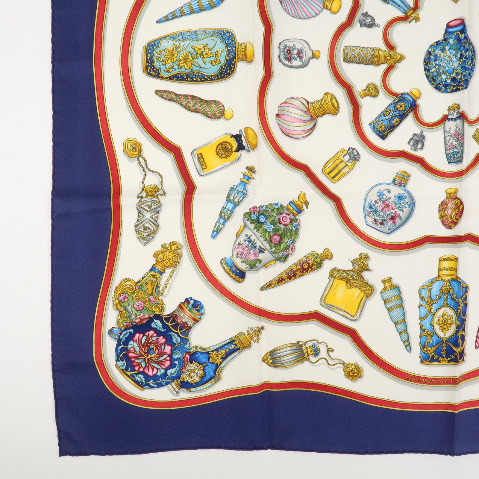 HERMES Carre 90 Silk 100% Scarf Pourvu qu'on ait l'ivresse White