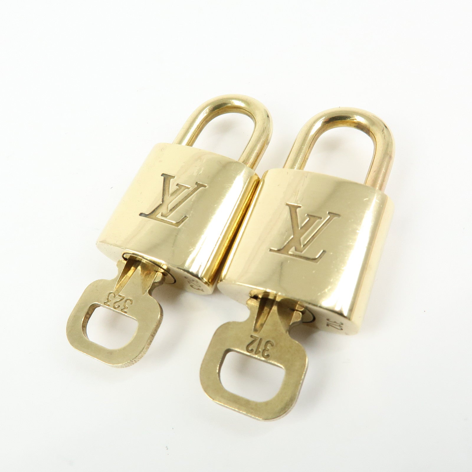 Louis Vuitton Set of 10 Lock & Key Cadena Key Lock Used