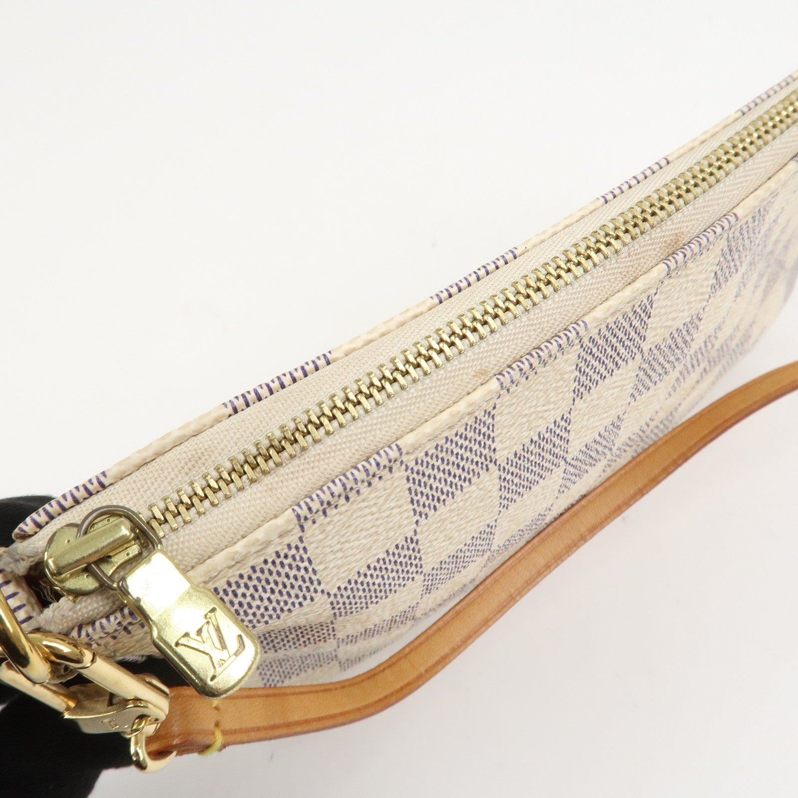 Louis Vuitton Damier Azur Pochette Accessoires Hand Bag N41207