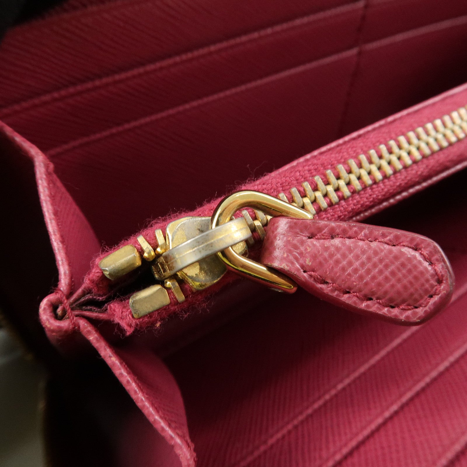 PRADA Logo Saffiano Leather Round Zippy Long Wallet Pink 1M0506 Used