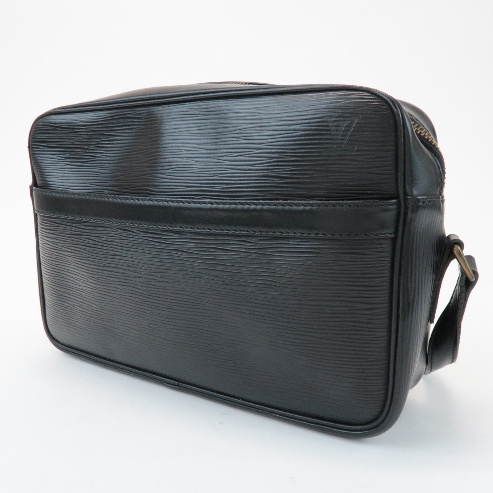 Louis Vuitton Epi Trocadero 27 Shoulder Bag Noir Black M52302